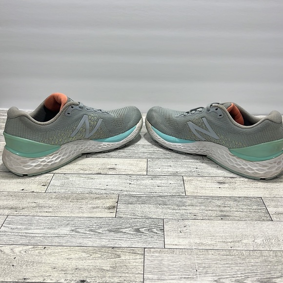 New Balance Fresh Foam 880 V10 Grey/Blue Running Lace Up Sneakers Athletic - Picture 12 of 12